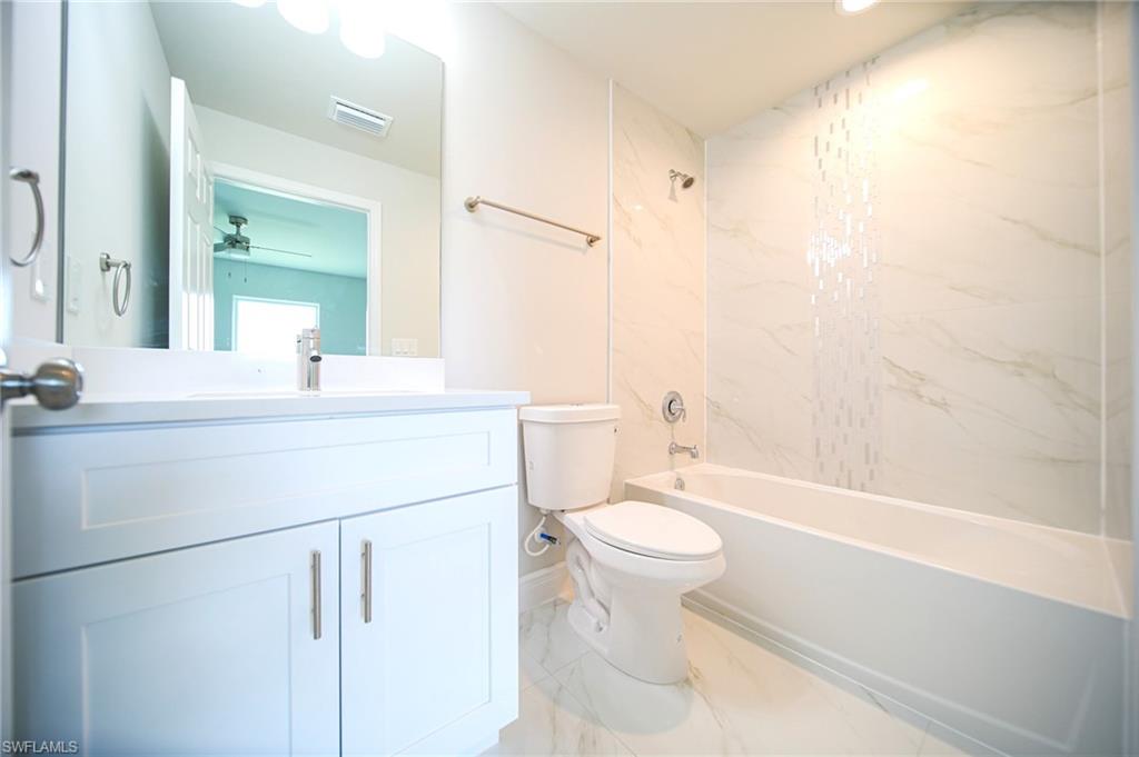 1126 Bari St E Property Photo 16