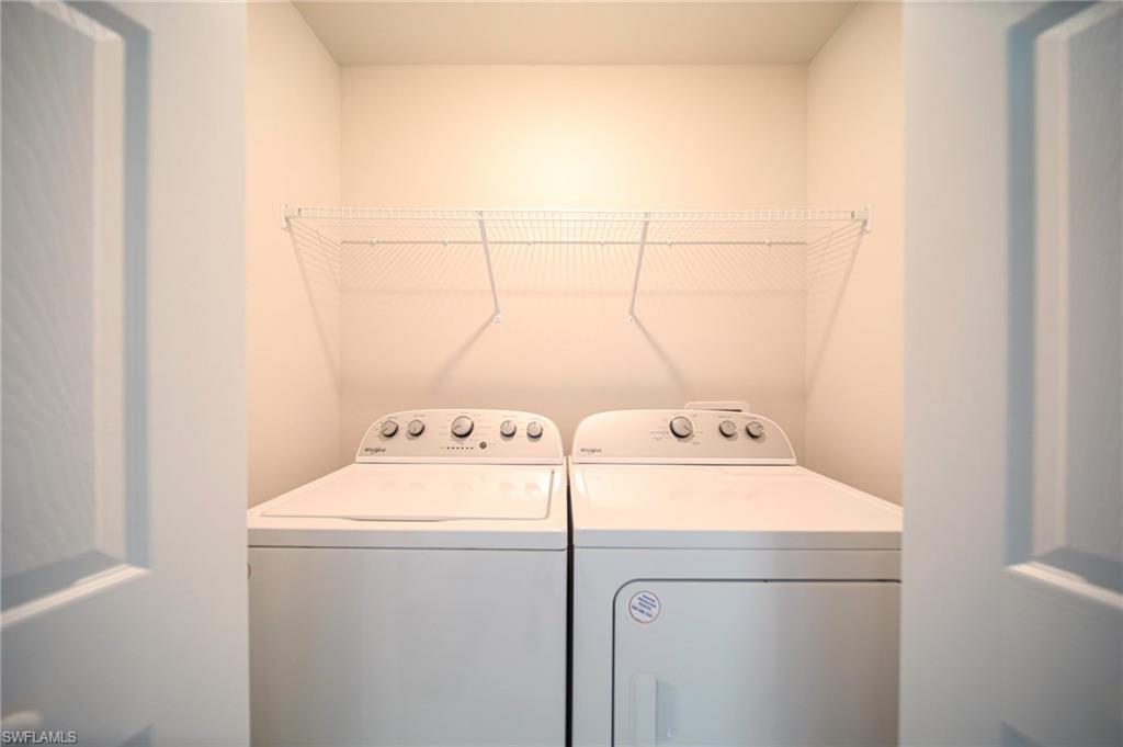 1126 Bari St E Property Photo 18