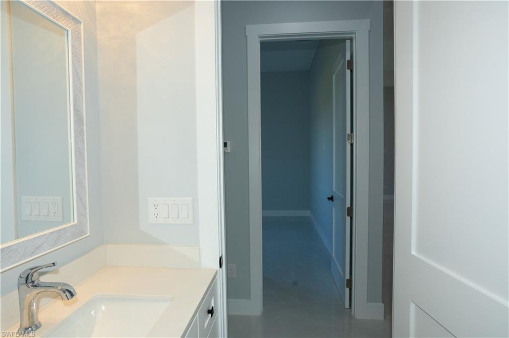 313 Ne 5th Ter Property Photo 33