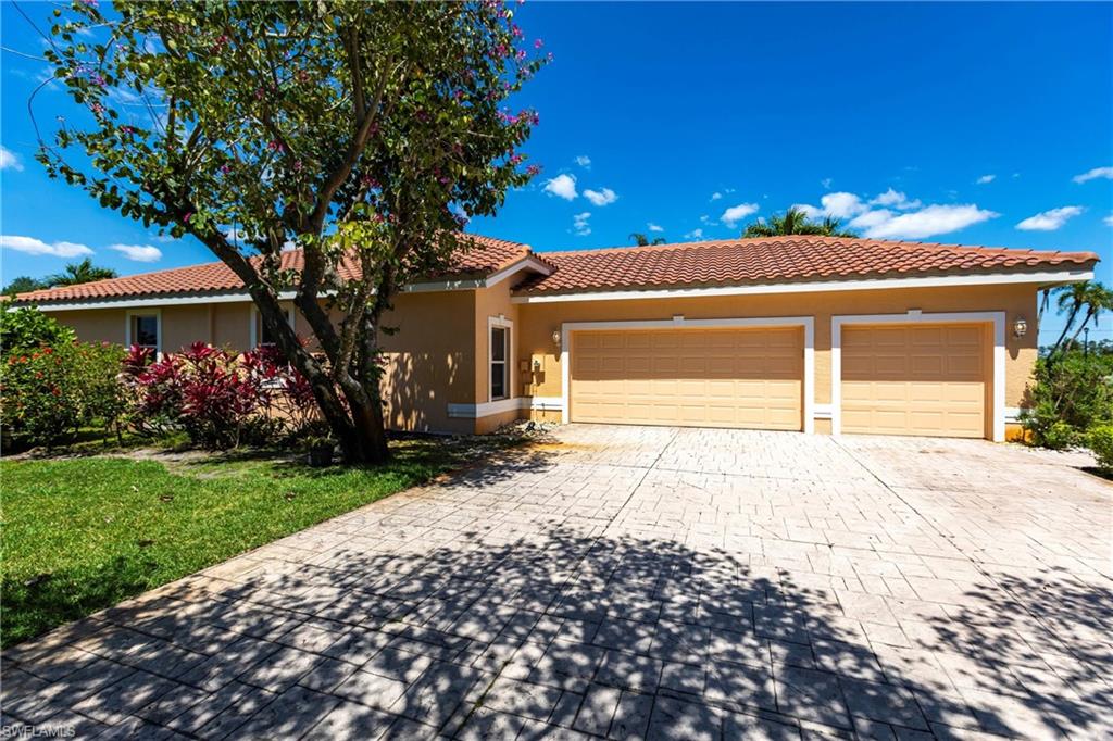 15420 Greenock Ln Property Photo 4