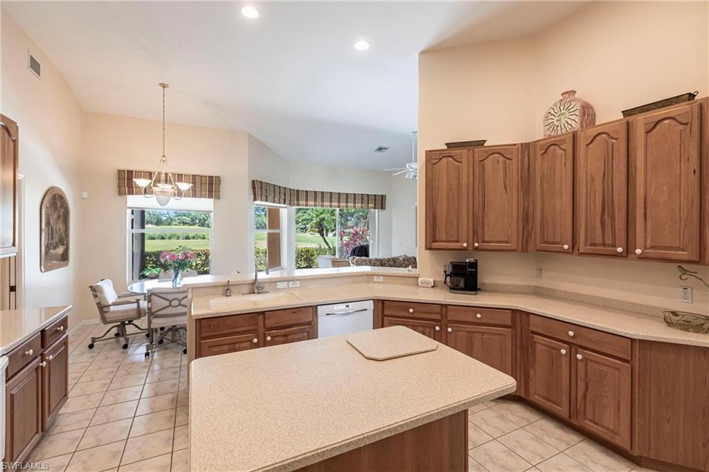 15420 Greenock Ln Property Photo 13
