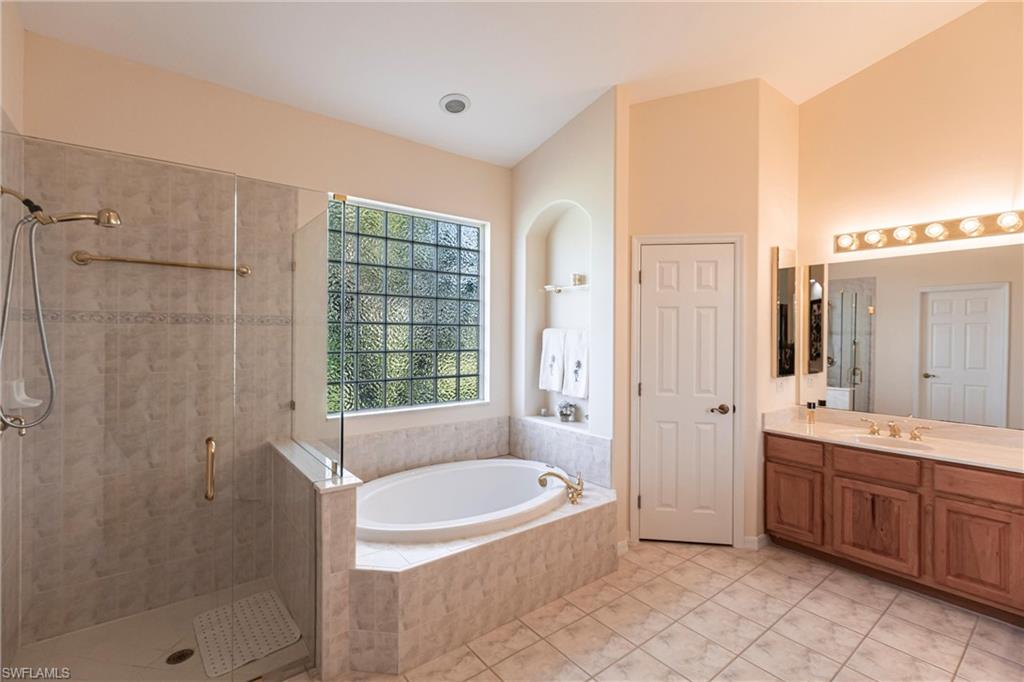 15420 Greenock Ln Property Photo 22