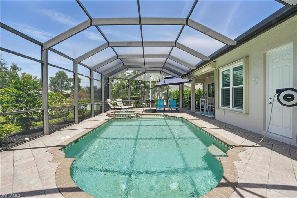 16005 Harbour Palms Dr Property Photo 2