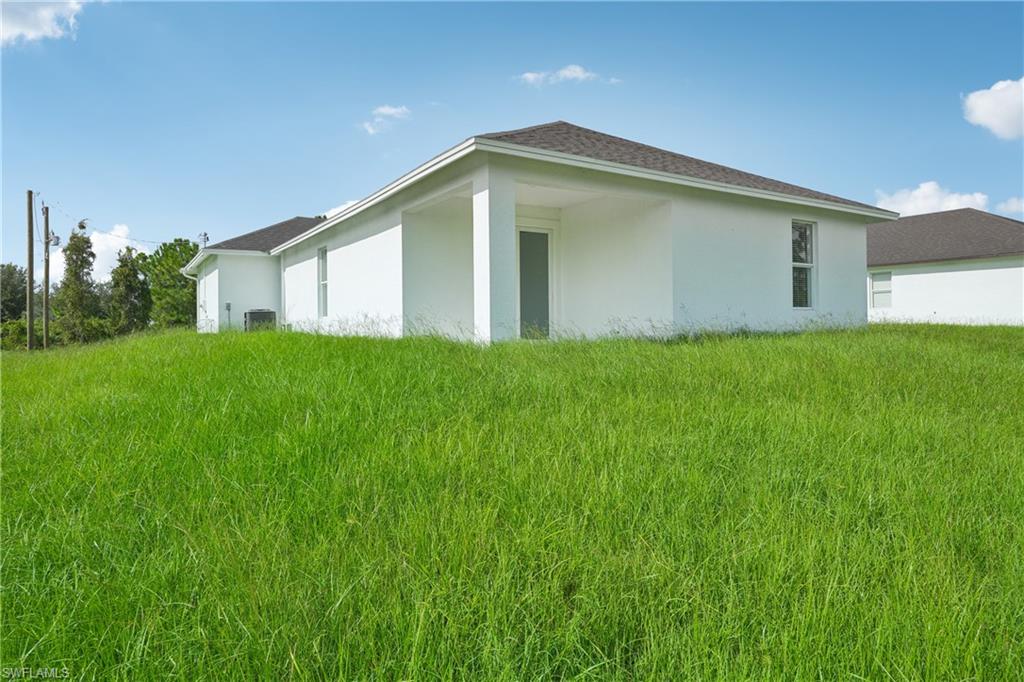 6012 Paula Ave N Property Photo 28