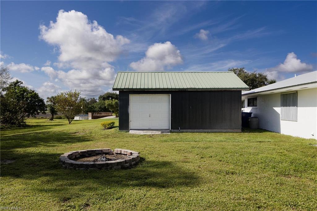 2099 River Rd Property Photo 25