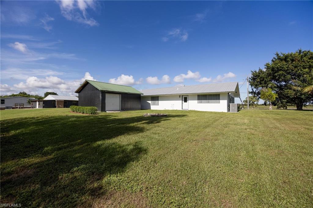 2099 River Rd Property Photo 26