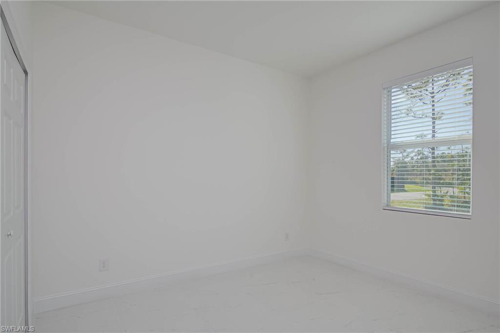 3301 32nd St W Property Photo 17