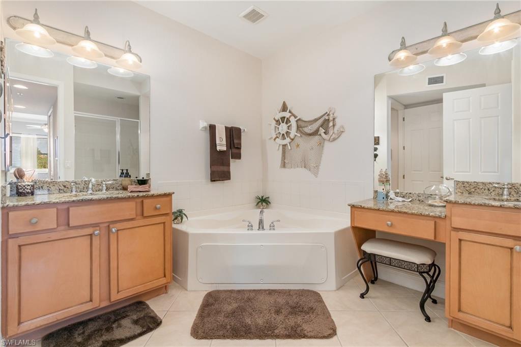 174 Shadroe Cove Cir 1002 Property Photo 16