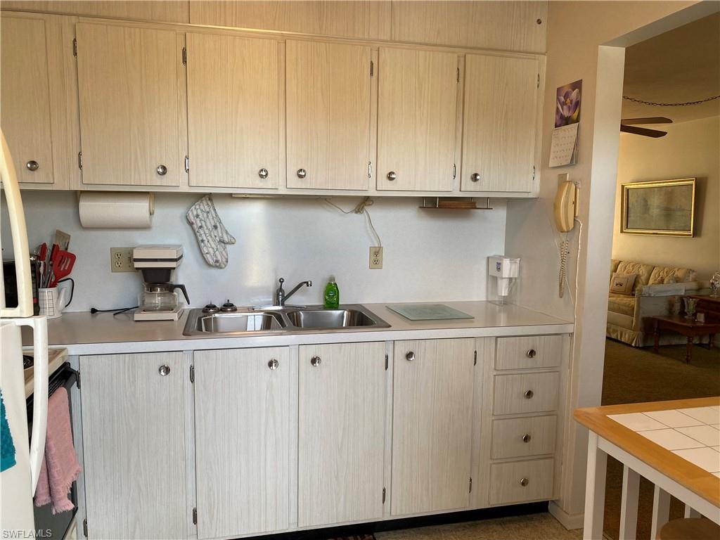 1416 Tropic Ter Property Photo 15