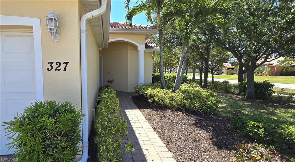 327 Monaco Dr # 12 Property Photo 1