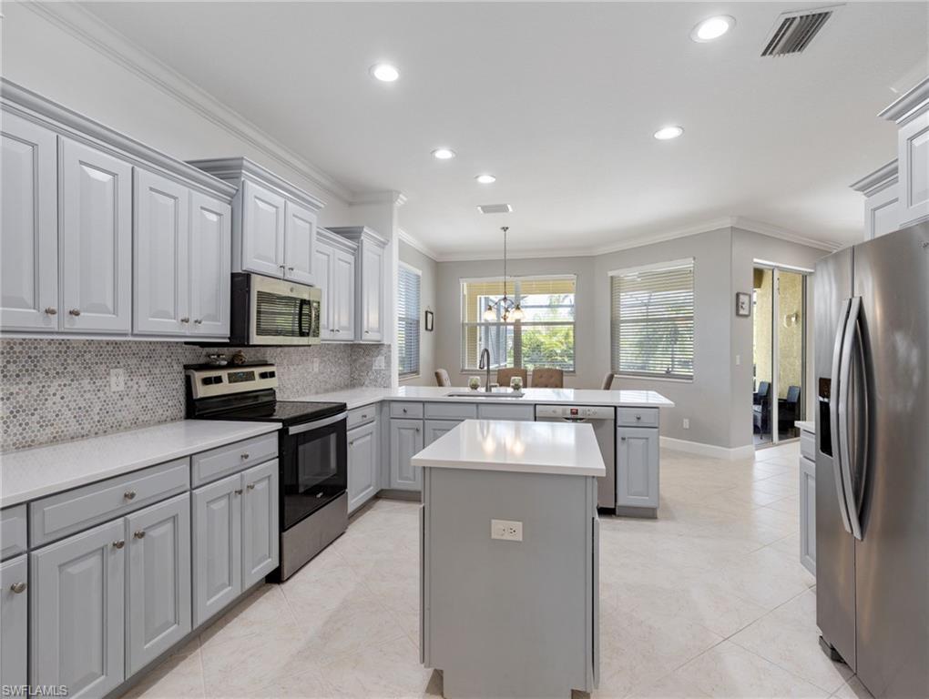 21880 Bella Terra Blvd Property Photo 8
