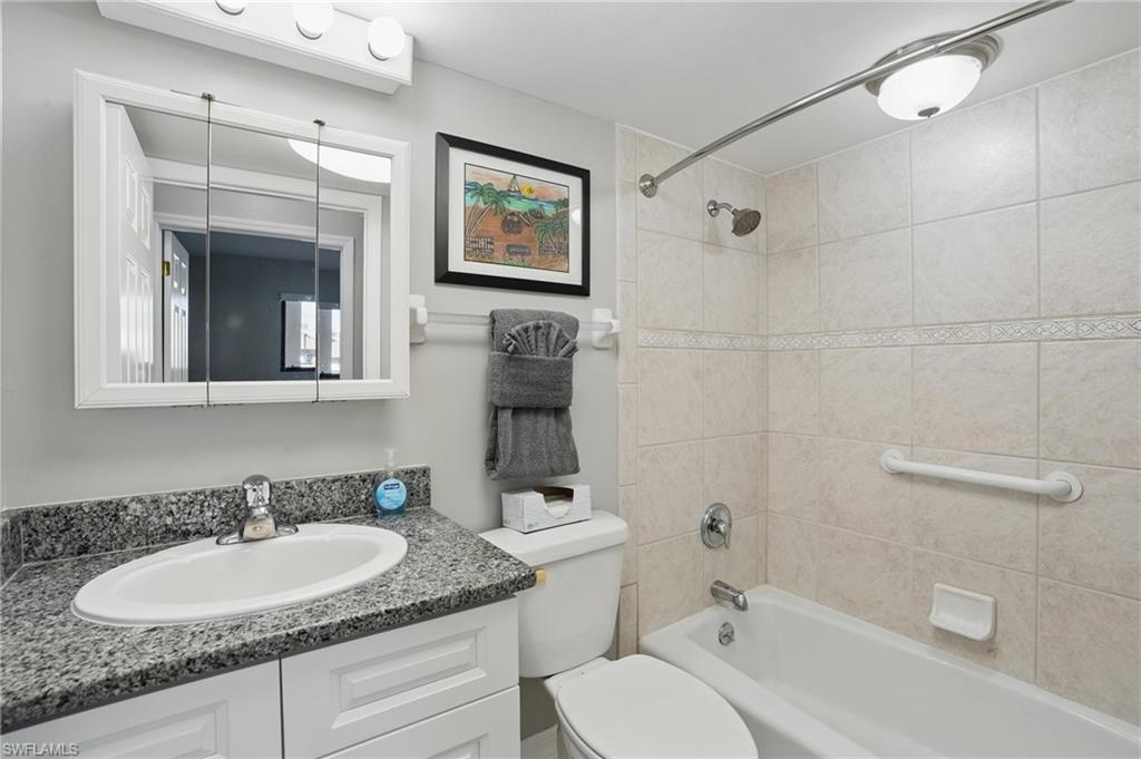 4321 Country Club Blvd # 102 Property Photo 27