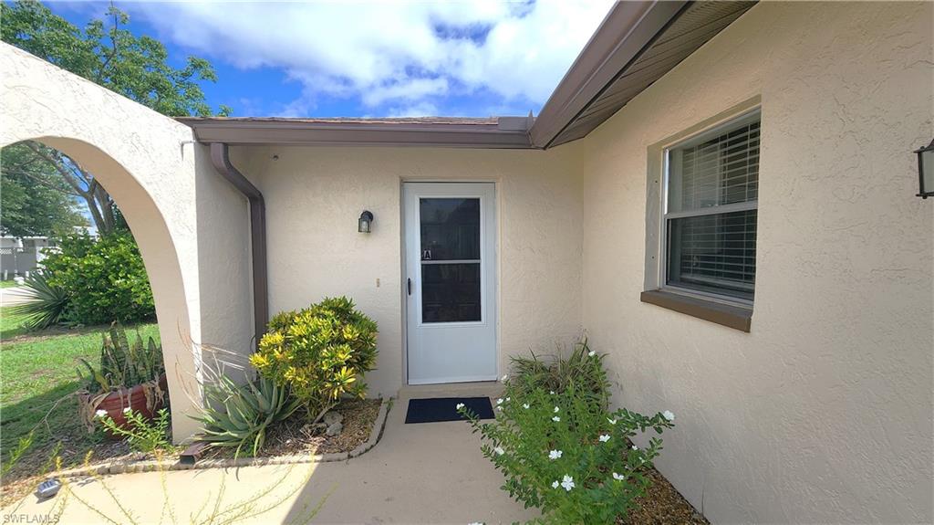 4615 Se 4th Pl # A Property Photo 3