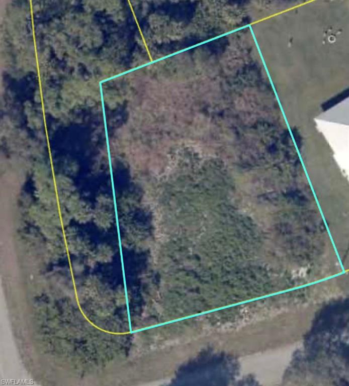 5001 Ne Tradewinds Cir Property Photo