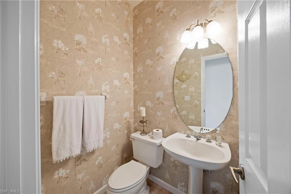 597 Lambton Ln Property Photo 25