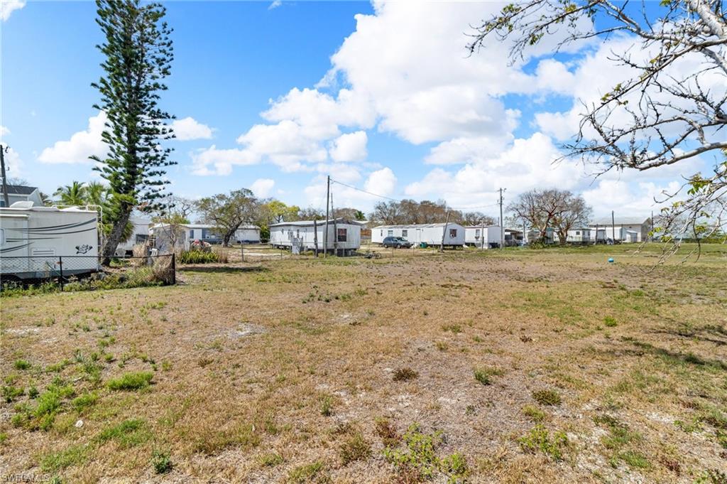 1165 Rewis Dr Property Photo 16