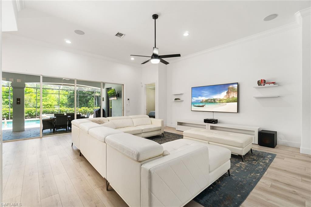 12371 Villagio Way Property Photo 4