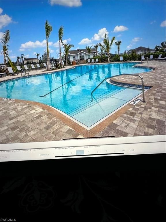 663 Parkshore Lake Ave Property Photo 12