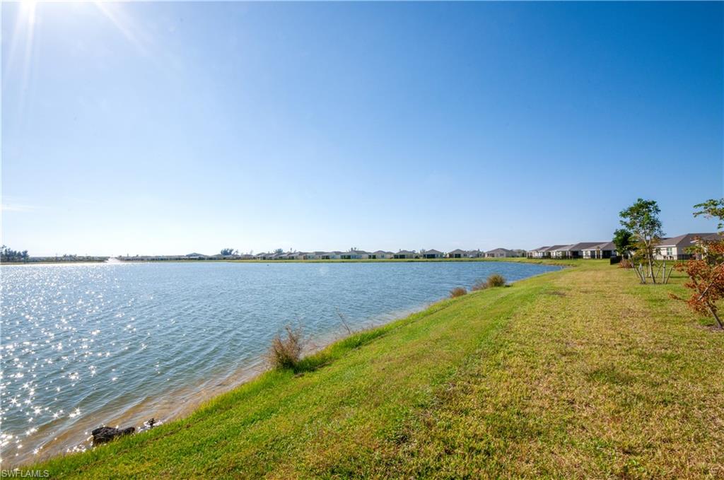 663 Parkshore Lake Ave Property Photo 33