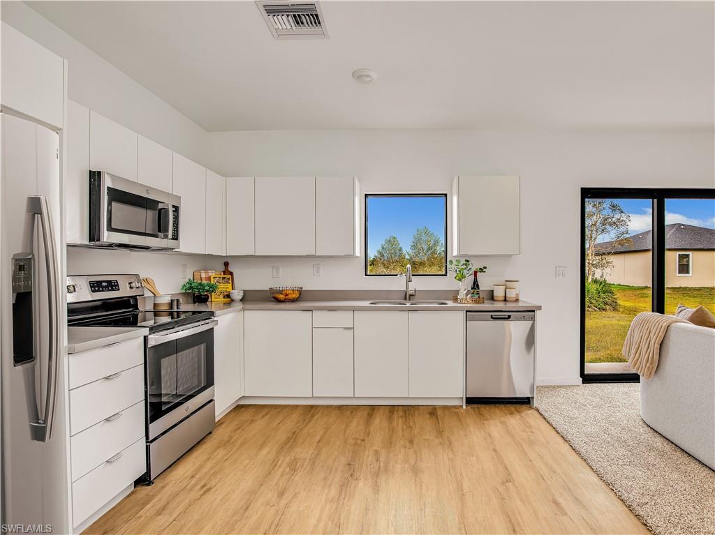 809 Bell Blvd S Property Photo 5