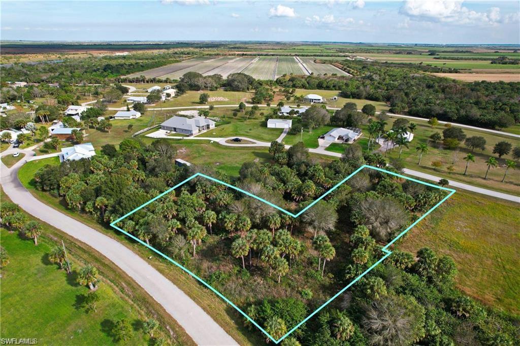 1140 Northside Rd Property Photo 2