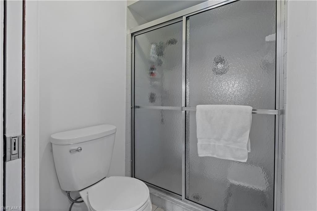 4628 Se 6th Ave # 1b Property Photo 12