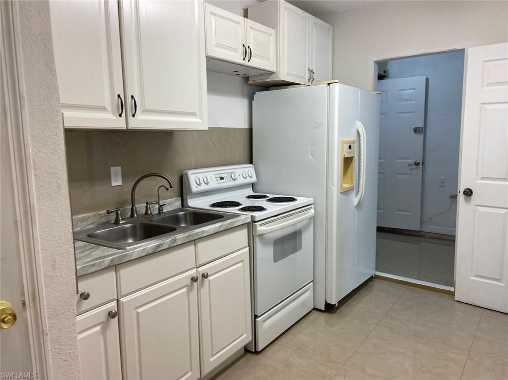 914 Avery St E Property Photo 20