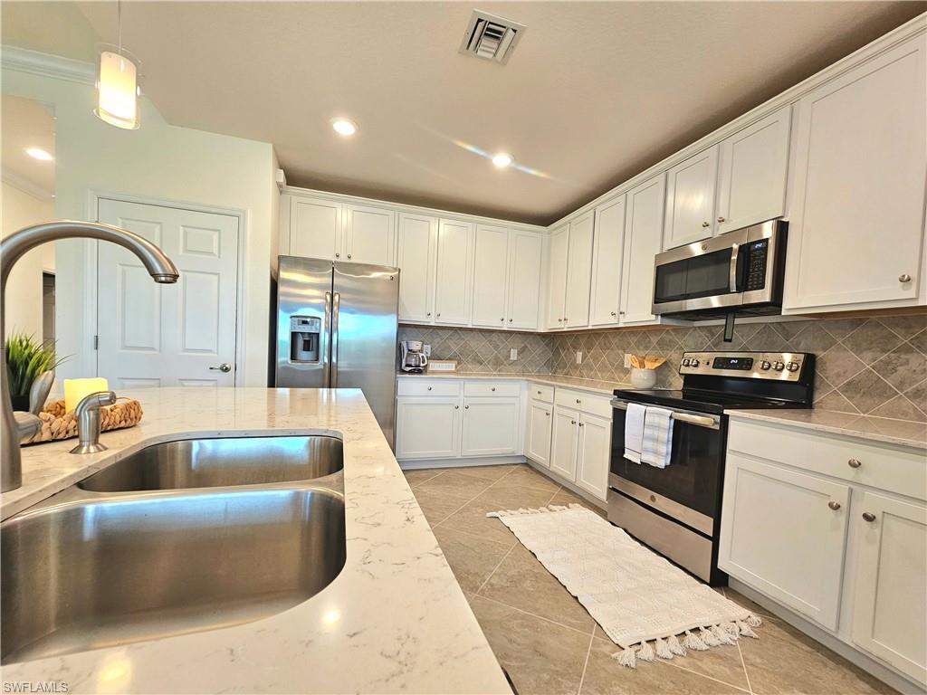 11768 Grand Belvedere Way # 103 Property Photo 20
