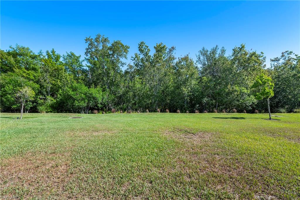 3865 Helmsman Dr Property Photo 17