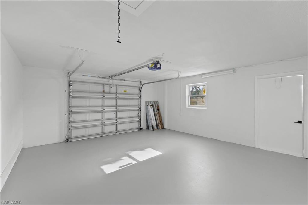 20390 Lorenzo Ave Property Photo 25