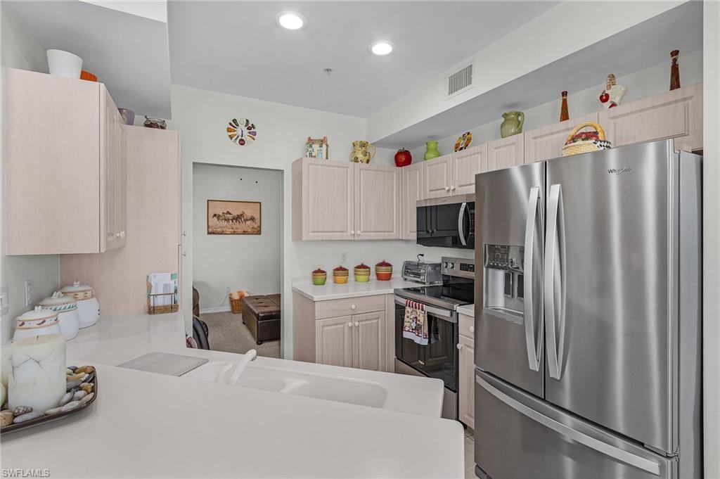 4013 Palm Tree Blvd # 202 Property Photo 10