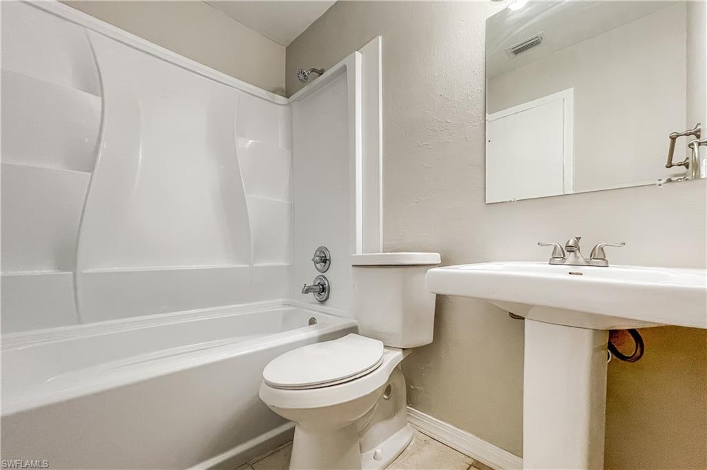 2626 Ne 20th Pl Property Photo 15