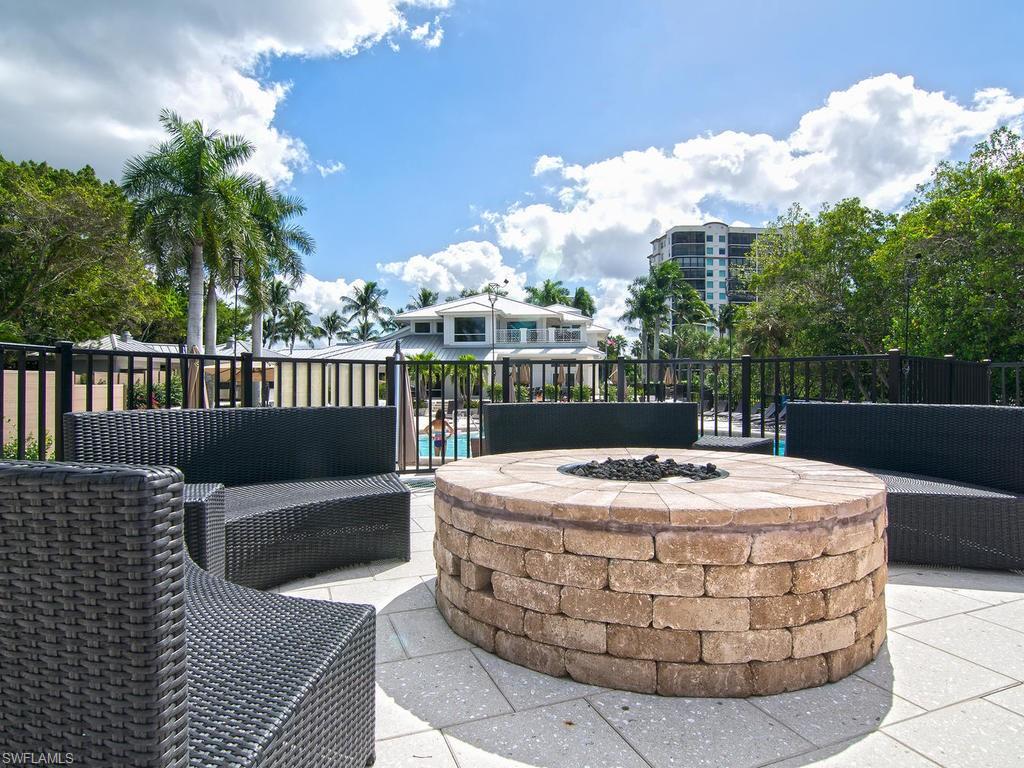 420 Cove Tower Dr # 804 Property Photo 47