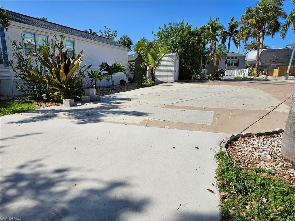 5537 Black Pug Dr Property Photo 26