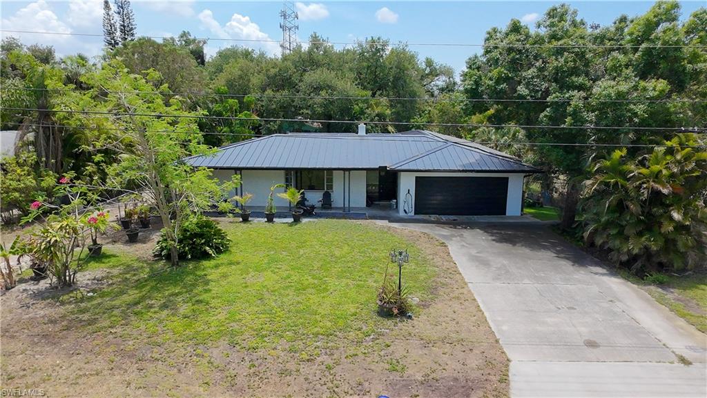 3390 E Riverside Dr Property Photo 1