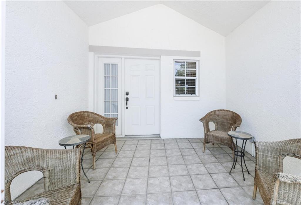 814 Charlemagne Blvd Property Photo 2