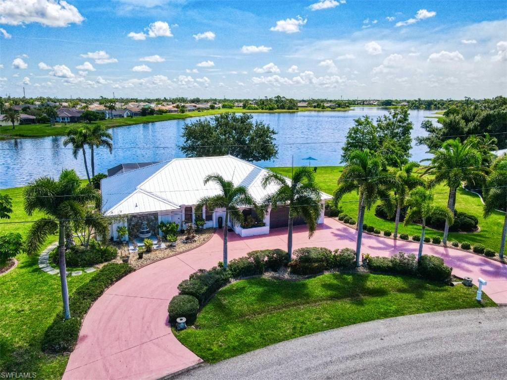 1495 Blue Lake Cir Property Photo