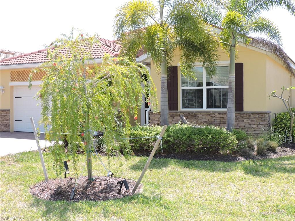 15165 Yellow Wood Dr Property Photo 3
