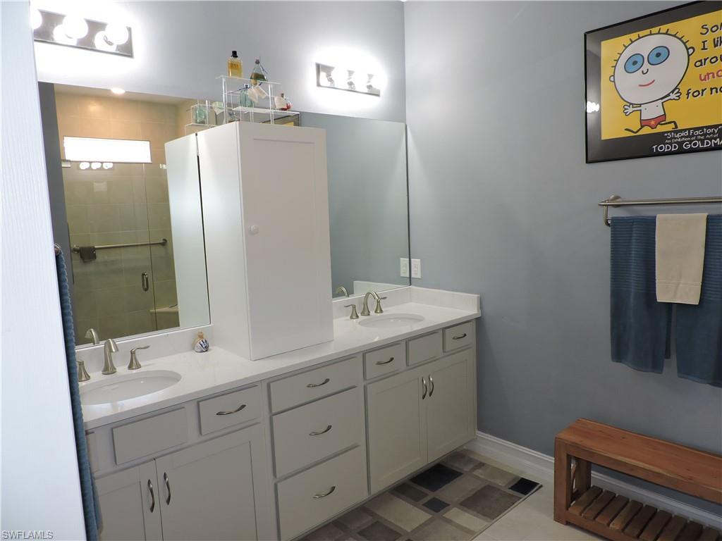 15165 Yellow Wood Dr Property Photo 16