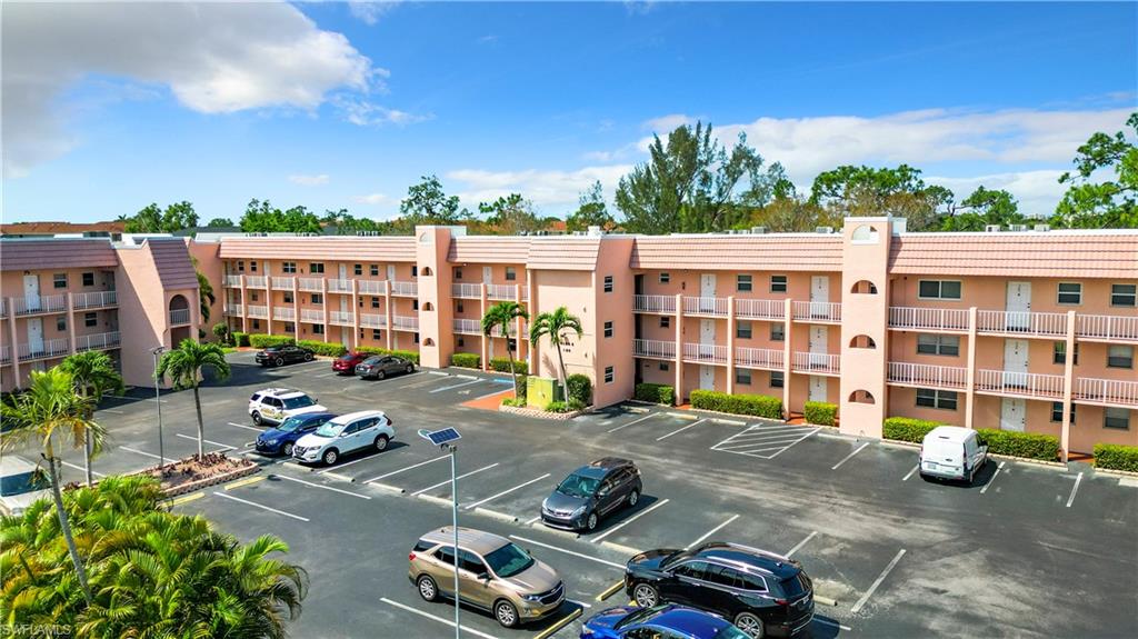 180 Turtle Lake Ct # 206 Property Photo 2