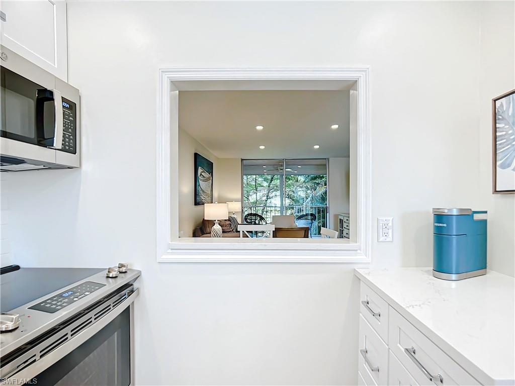 180 Turtle Lake Ct # 206 Property Photo 12