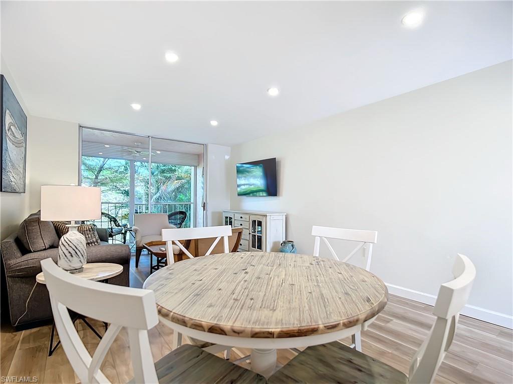 180 Turtle Lake Ct # 206 Property Photo 20