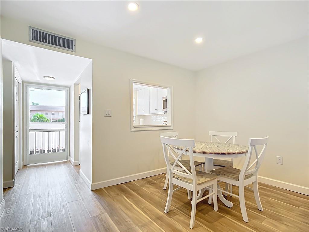 180 Turtle Lake Ct # 206 Property Photo 21