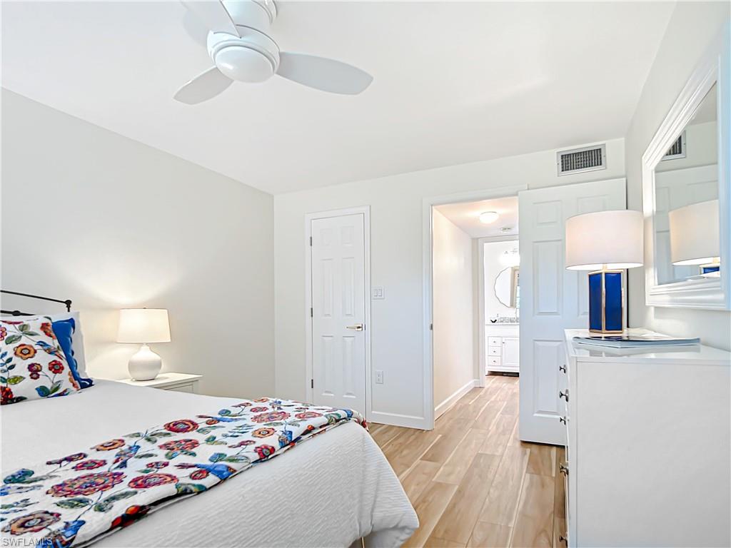 180 Turtle Lake Ct # 206 Property Photo 28