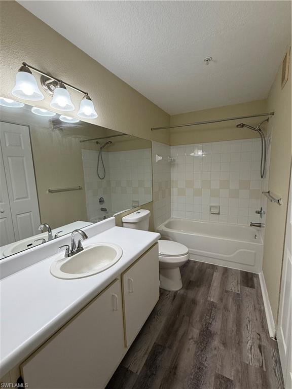 11530 Villa Grand # 1102 Property Photo 9