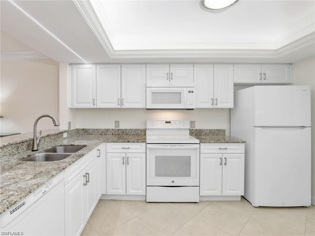 1600 Misty Pines Cir # P104 Property Photo 4