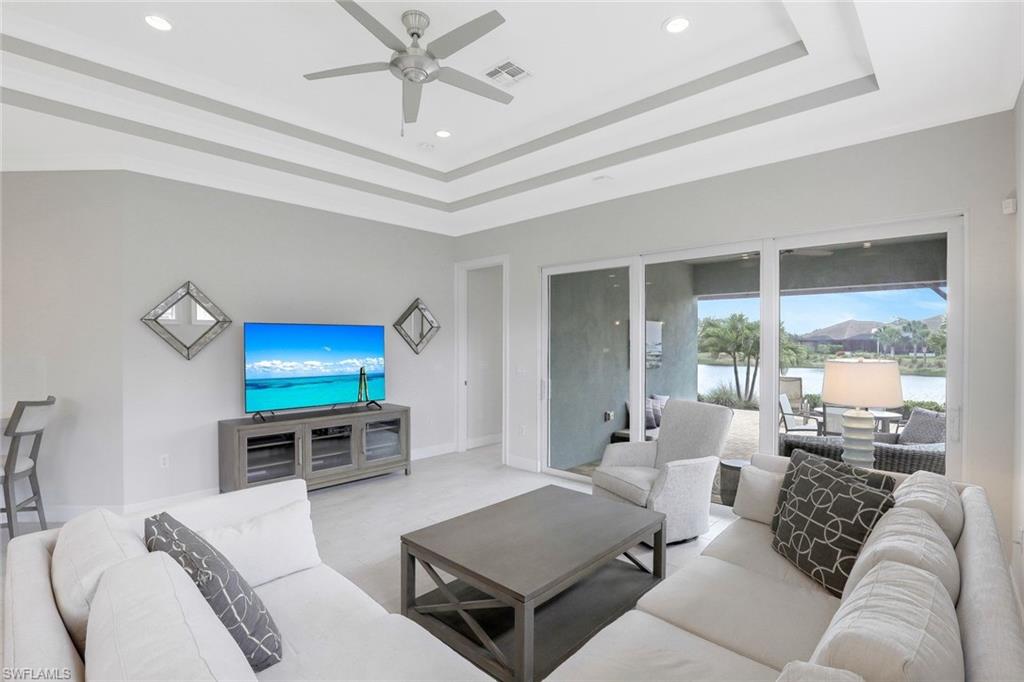 7075 Dominica Dr Property Photo 5