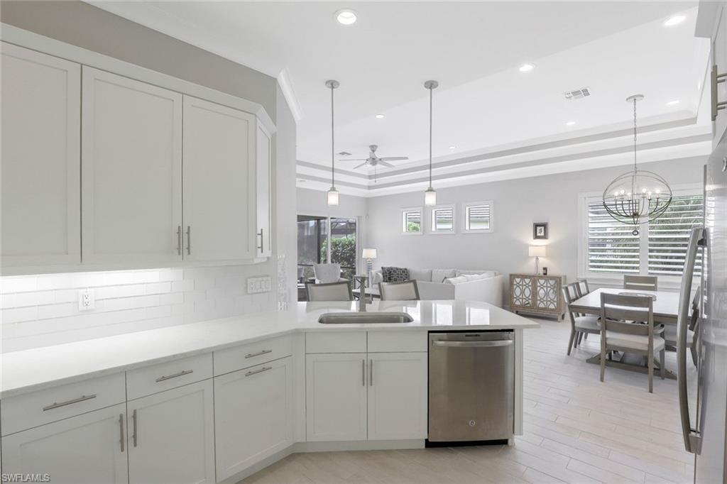 7075 Dominica Dr Property Photo 12