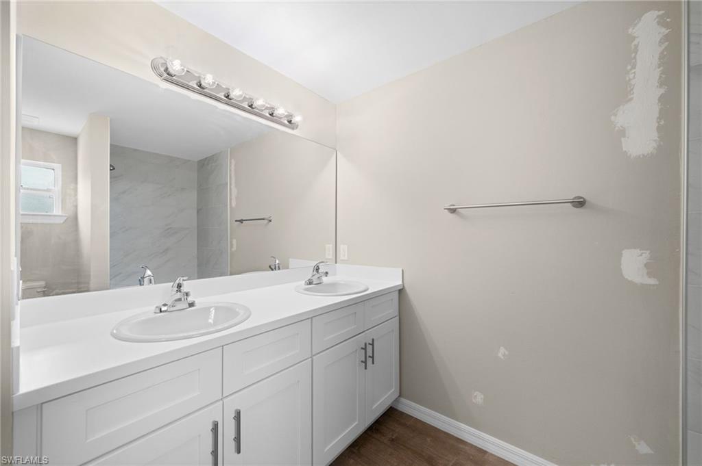 3304 72nd St W Property Photo 13