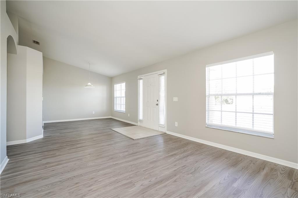 130 Ne 11th Ter Property Photo 3